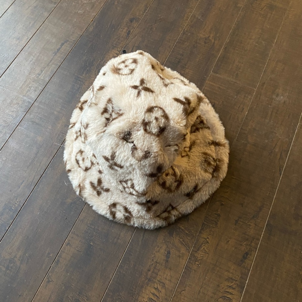 Faux Fur Bucket Hat with Monogram Pattern - Picture 7 of 8